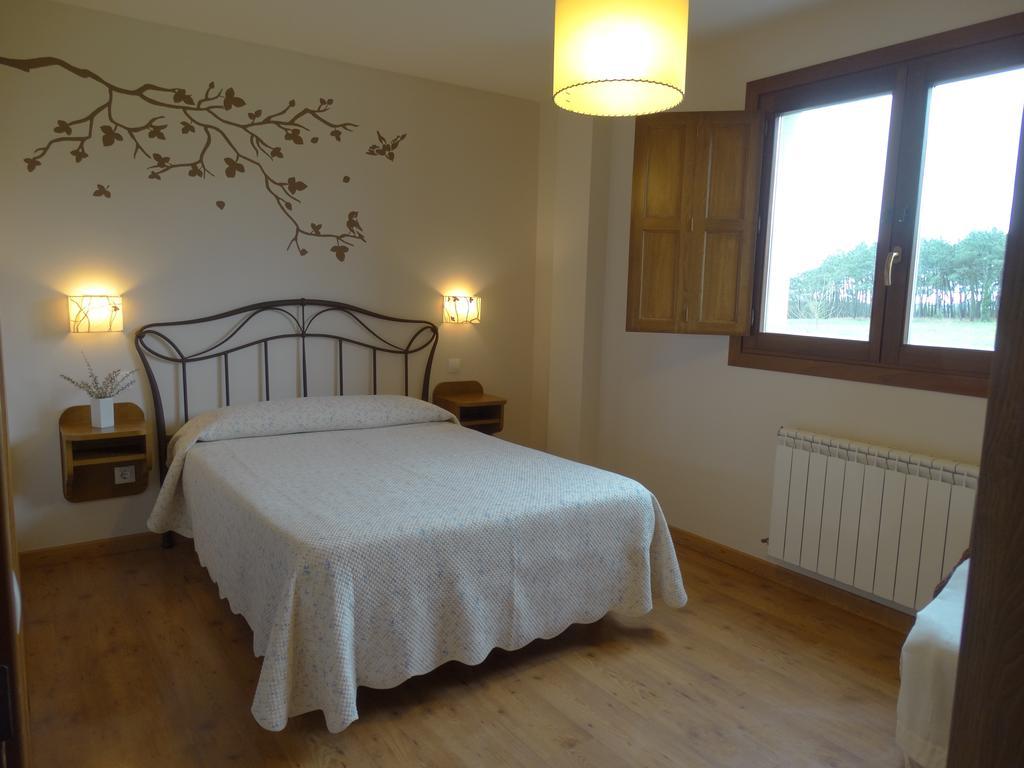 Apartamentos La Cruz De Paderne Navia Quarto foto